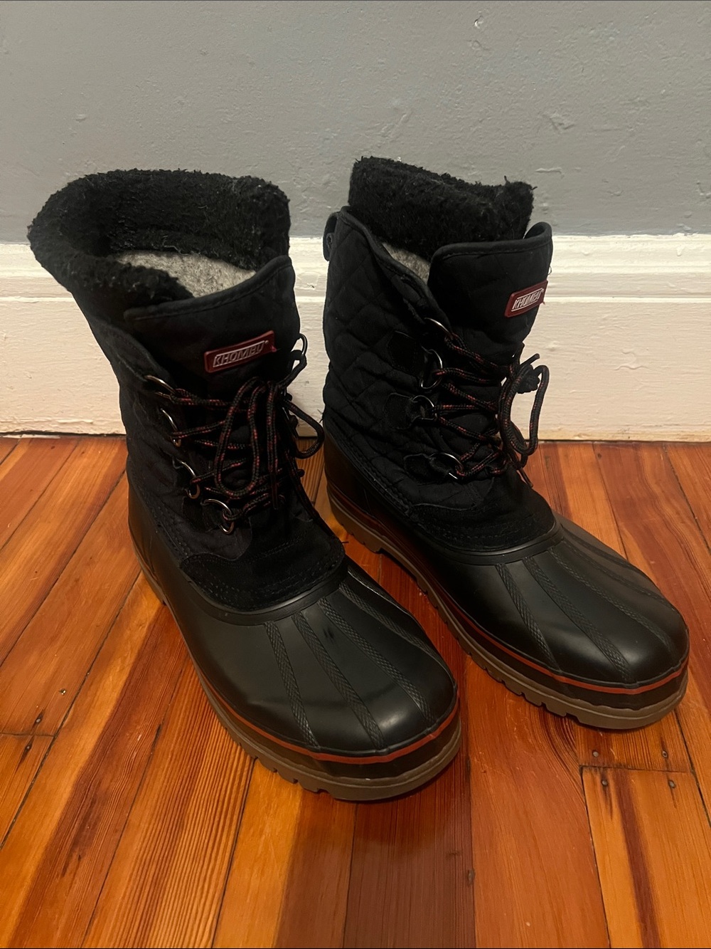 Khombu Black and Brown-Trim Insulated Lace-Up Winter Boots